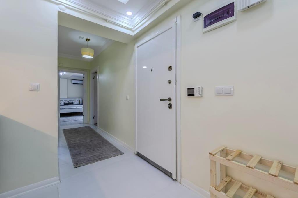 Fatih'te Yeni 3 Odali No 1 Apartment *