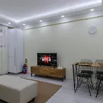 Fatih\'Te Yeni 3 Odali Daire No 1